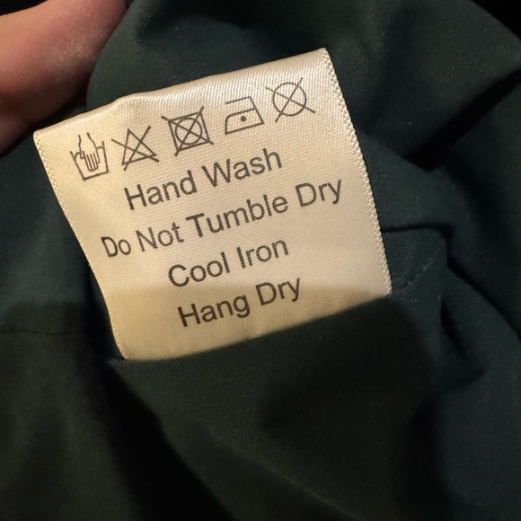 NEW Kourt Anastasia Ruched Pleated Blouse Crop Reformation Green Size XXL NWOT - Picture 7 of 8